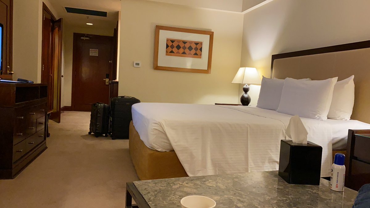 Touch down manila
#14daysquarantine
#diamondhotel