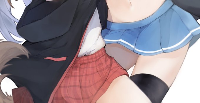 個人的にスカート丈は短ければ短いほどいいけどパンツはちゃんと隠れてた方がなんか嬉しい 