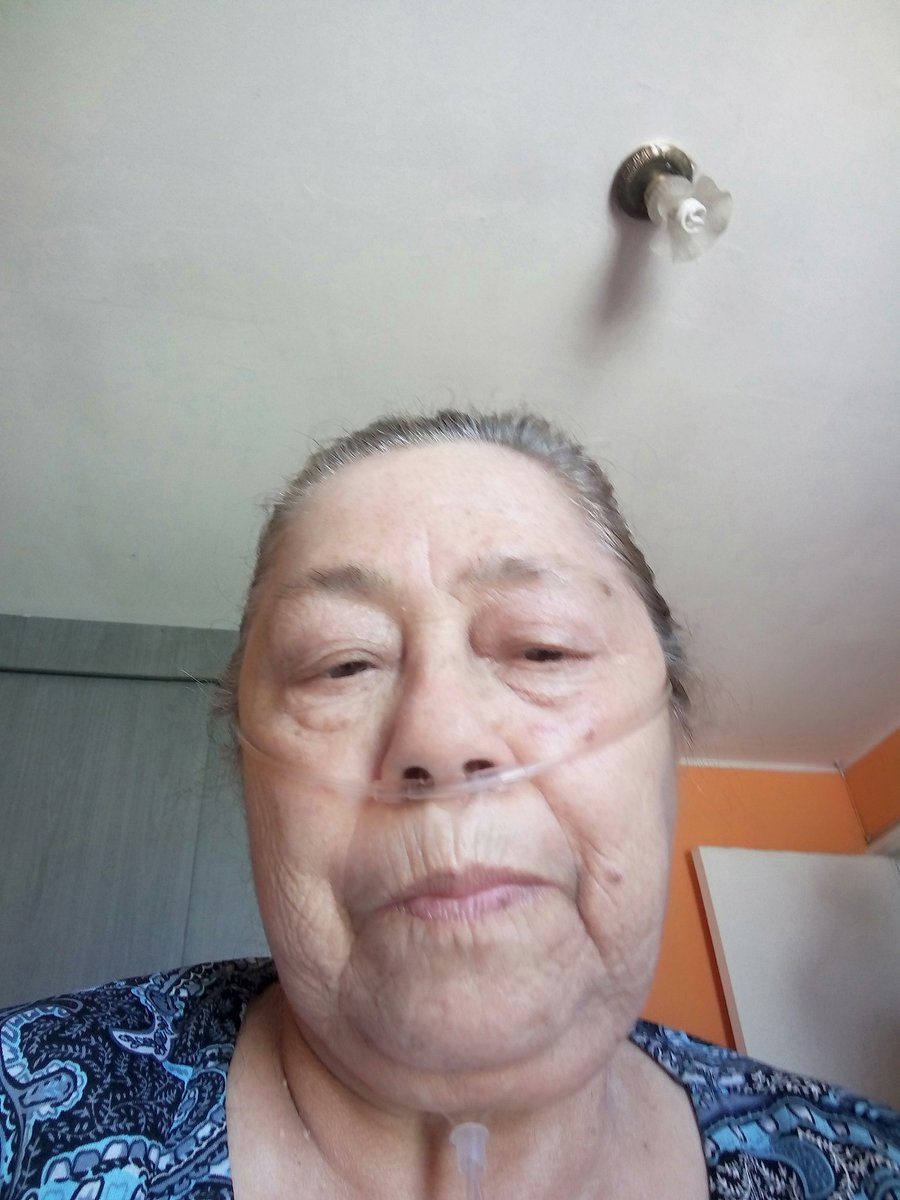 #Alerta <a href="/rodrigosepu/">Rodrigo Sepúlveda Lara</a> <a href="/meganoticiascl/">Meganoticias</a> 
Mi mamita se fue el 16 de febrero de este año, mi tata quedó desolado junto a sus hijos nietos y bisnietos