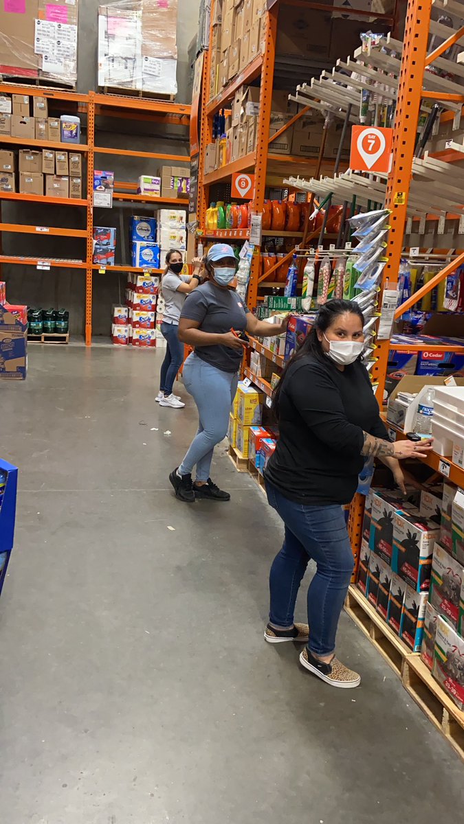 shawncheuka's tweet photo. @chance_lowry @Kevin_c_lam1111  6507 MET working hard on this Labor Day weekend https://t.co/MS9caIA8Vx