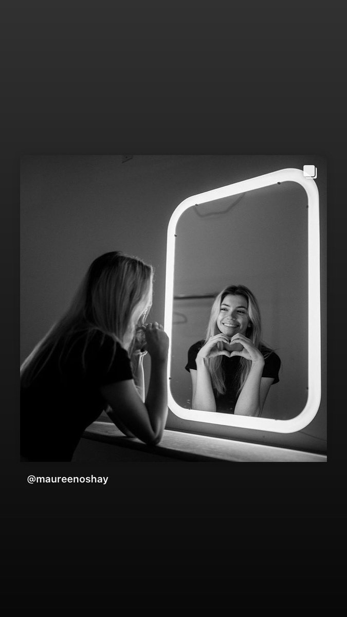 MaureenOShay's tweet photo. Team shoot - no makeup, no retouching - all natural beauty ❤️📸 #selflove #projectbeauty #TeamEmpowHER #classof2022 https://t.co/UiiKU4eCjy