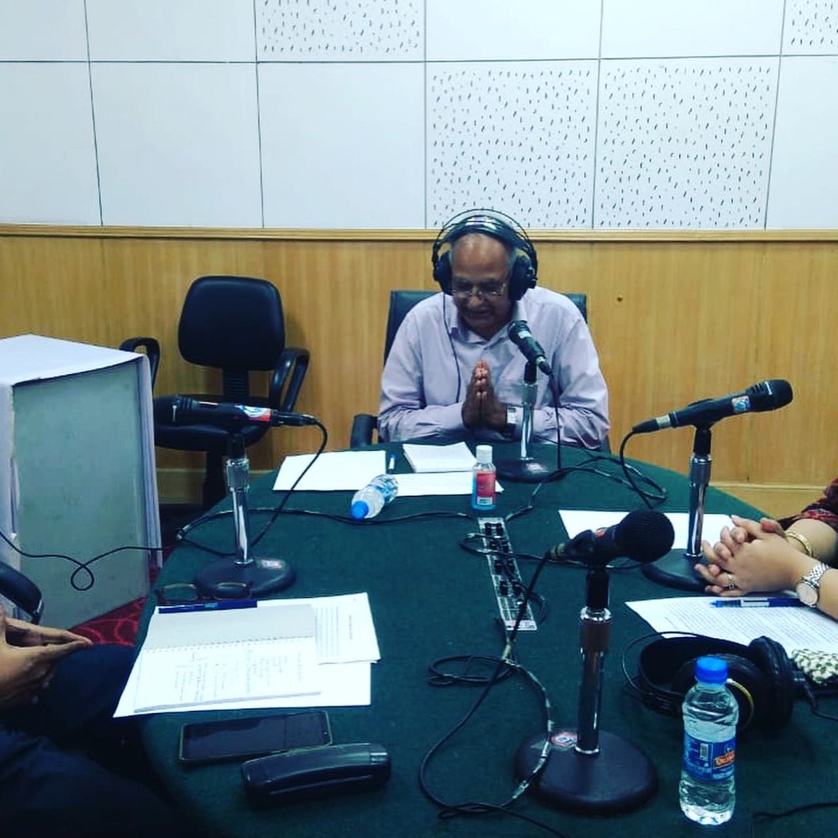 CeodelhiOffice's tweet photo. Ms. Kriti Garg,DM  ( West Delhi) and Sh. V K Tyagi, SDM (Election)  participating in phone in programme on 04.09.2021 (Saturday) in All India Radio on  "Conduct of Election".It was live on FM Gold,  Indraprastha Channel,AIR..
@CeodelhiOffice #akashwani #awareness #ceodelhioffice https://t.co/CIzw1Lm1jI