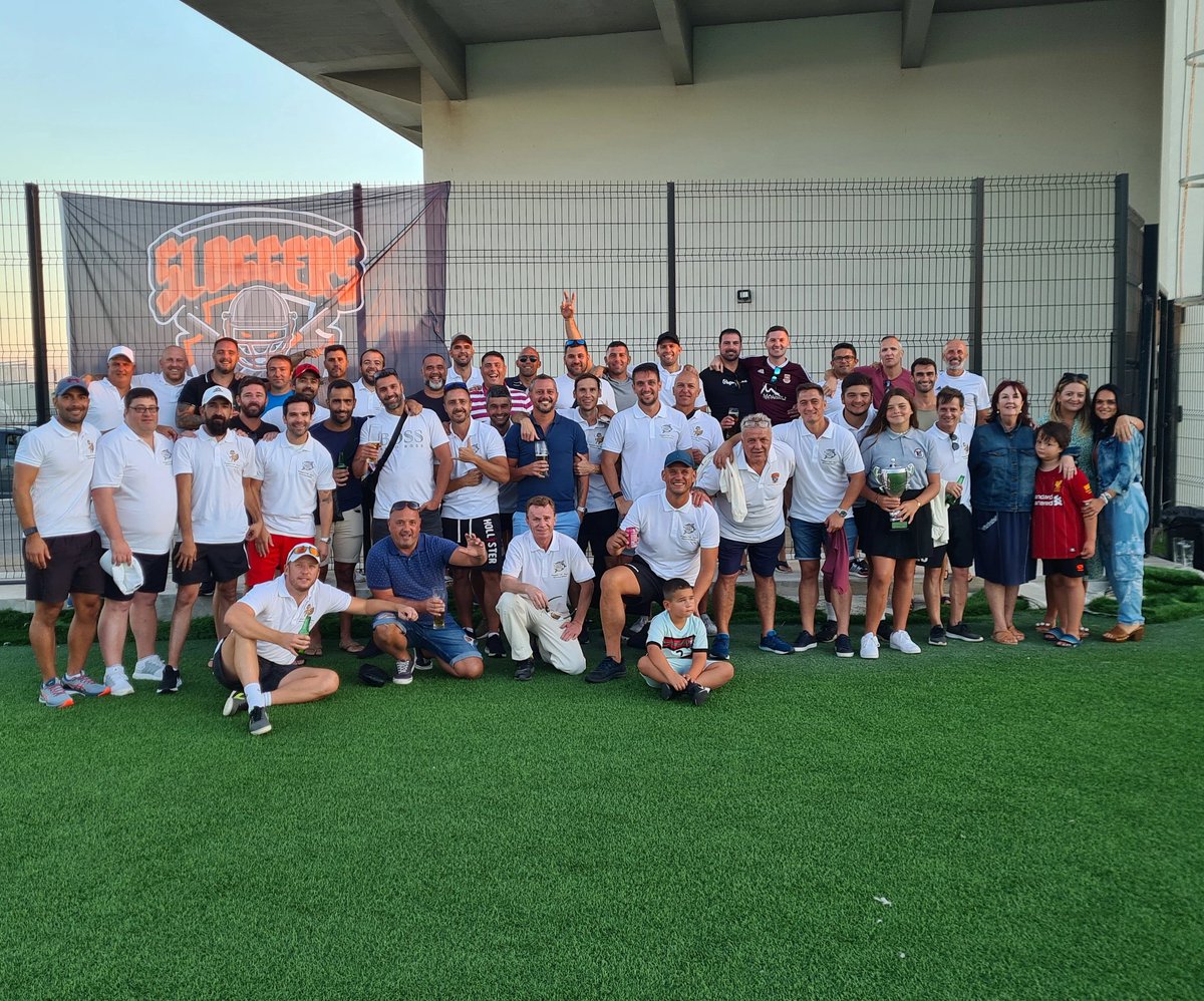 The Sloggers Family

#YNWA #Shaca