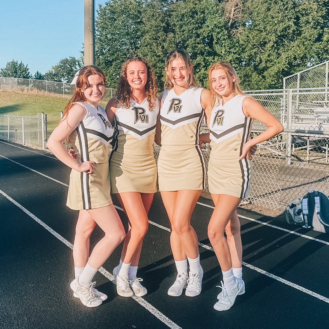 PVI_Cheer's tweet photo. Guess who’s back?! 🖤💛🐾 Last first game for these amazing seniors! See you next week at HOME 🤩 #pvicheer https://t.co/vtQO8BwgLM