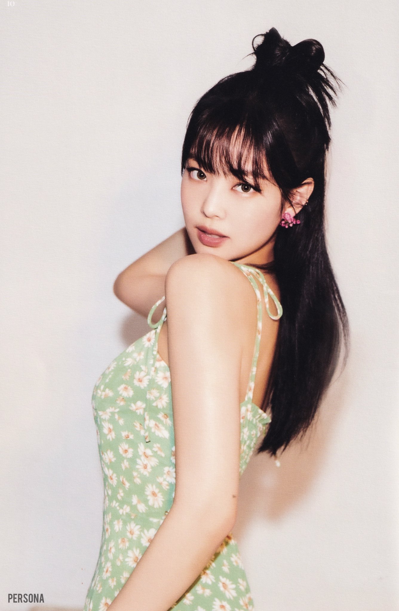 BLACKPINK jennie ジェニ トレカ summer diary 𝐩𝐞𝐫𝐬𝐨𝐧𝐚🤍 در X: «[scan] BLACKPINK SUMMER DIARY 2021