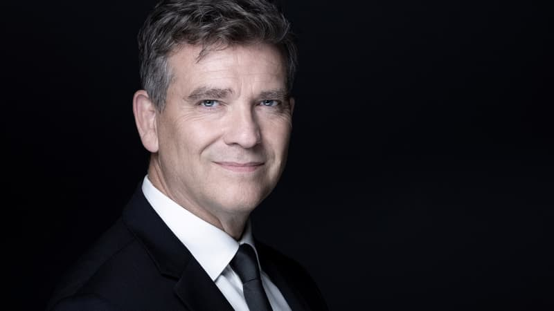 BFMTV's tweet photo. 🔴 ALERTE INFO 
Arnaud Montebourg annonce sa candidature à la présidentielle de 2022 
https://t.co/iCQasl69Yg https://t.co/vADqYyFRJ2