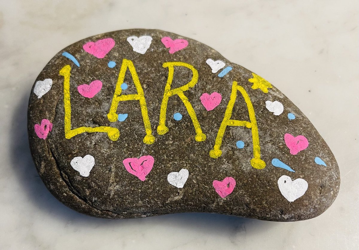 vivicanosaok's tweet image. Juntas con Martina ..pintamos la de #Solange y la de #Lara
Justicia y memoria.
#LaMarchaDeLasPiedras