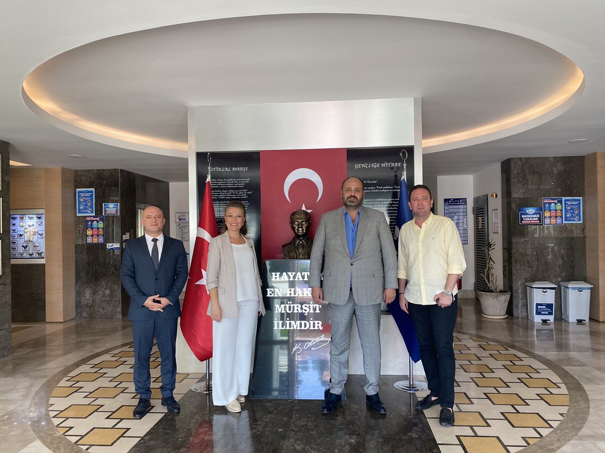 FatihBilfen's tweet photo. Antalya’ya gelip Antalya Bilfen Kampüsü’nü ziyaret etmemek olmaz. Değerli yöneticilerimiz @ESRA_OZBEKAKGUN @yasarsolak @kemalerdo başta olmak üzere Antalya Bilfen eğitim öğretim kadromuz Antalya eğitim tarihine iz bırakmaya devam ediyorlar. #KazananlarınOkuluBilfenAntalya https://t.co/Xv4E98MIVM