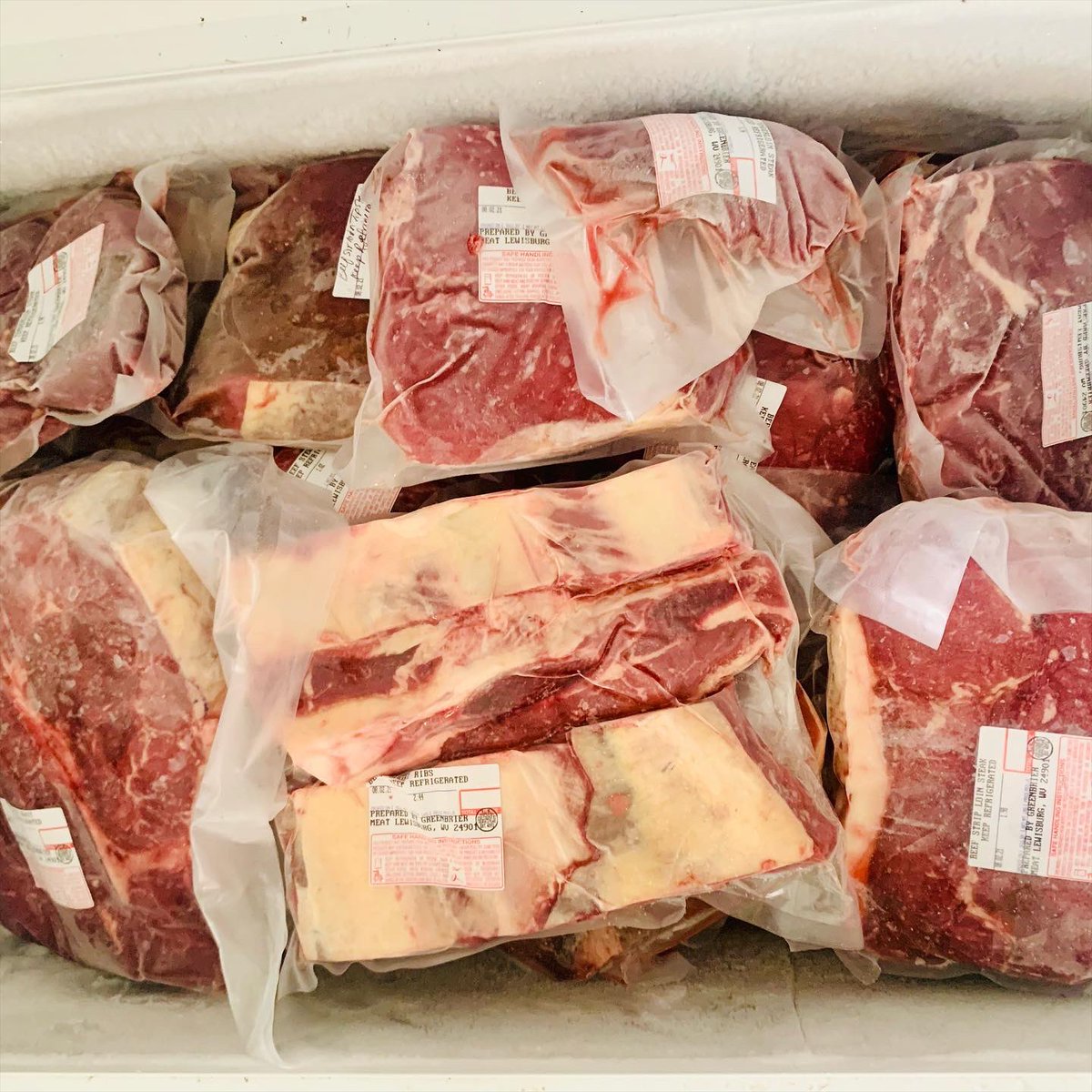 JACKSONSPRINGWV's tweet photo. We only have 3 September quarter shares left. Just in time for tailgating and fall cookouts! Message us for more information or to reserve your share.  #jacksonspringsfarm #farmtotable #WV #FoodSecurity #PastureRaised https://t.co/z6hCQ9bBZy