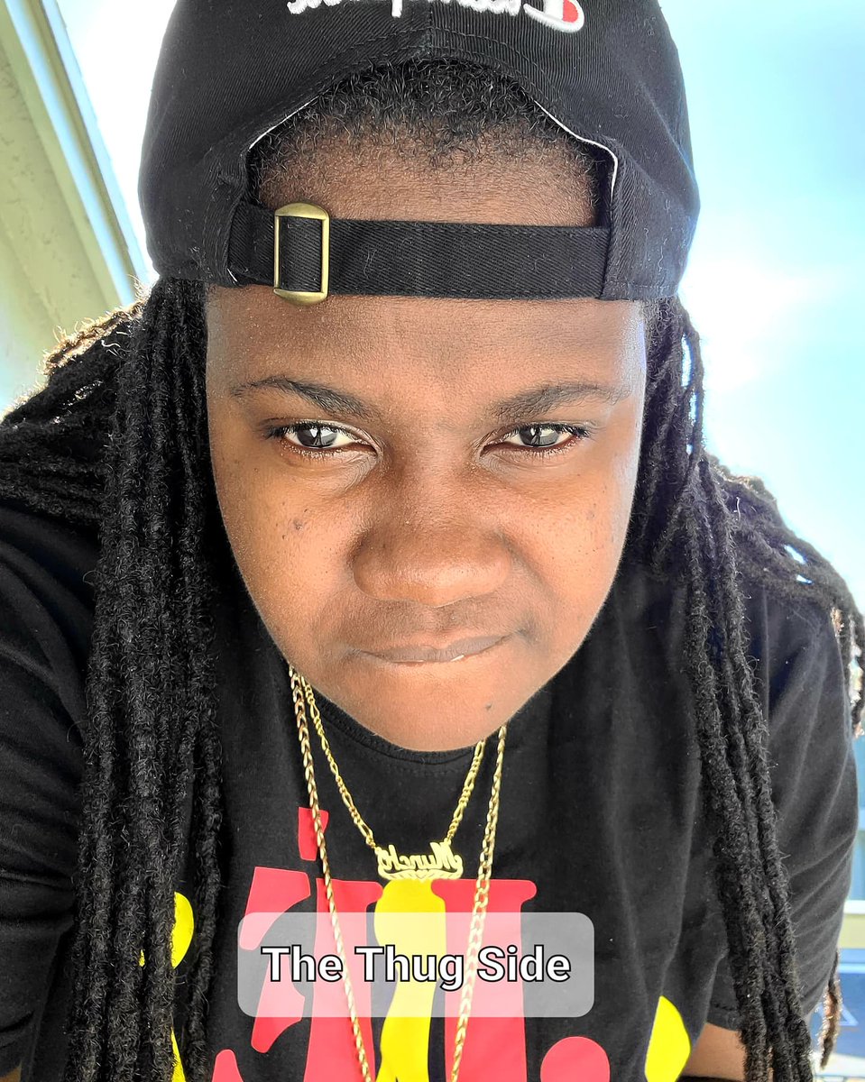 Enw10Munch's tweet photo. I can be Loving, a Nerd ,or a Thug. I'm like a mystery🤔. You'll never know which side you will get.🤷🏿‍♀️♊ #Gemini #loving #nerd #thug https://t.co/8WPYt2fhgN