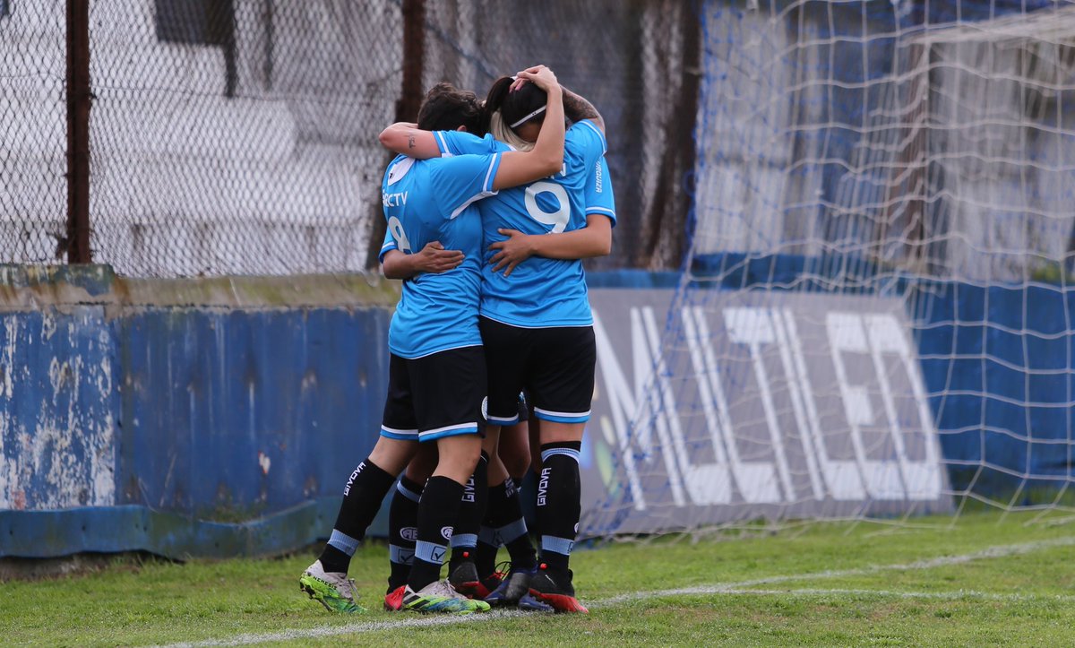 Belgrano's tweet photo. 📸🏴‍☠️ Victoria parcial 4-0. 
#VamosPiratas https://t.co/lf63jbQyWN