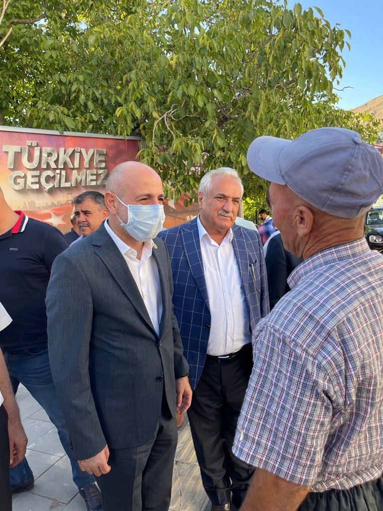 Ali_Oztunc's tweet photo. #Kahramanmaraş #Çağlayancerit ziyaretlerimize #Üngütmilyanlı, #Helete Mahallelerimizde ve merkezde halkımızla, esnafımızla buluşarak devam ediyor. Sorunlar çok ama hepsinin çözümü var. Bu sorunları dinleyerek çözüm önerilerimizi anlattık. https://t.co/HNl1b9J57e
