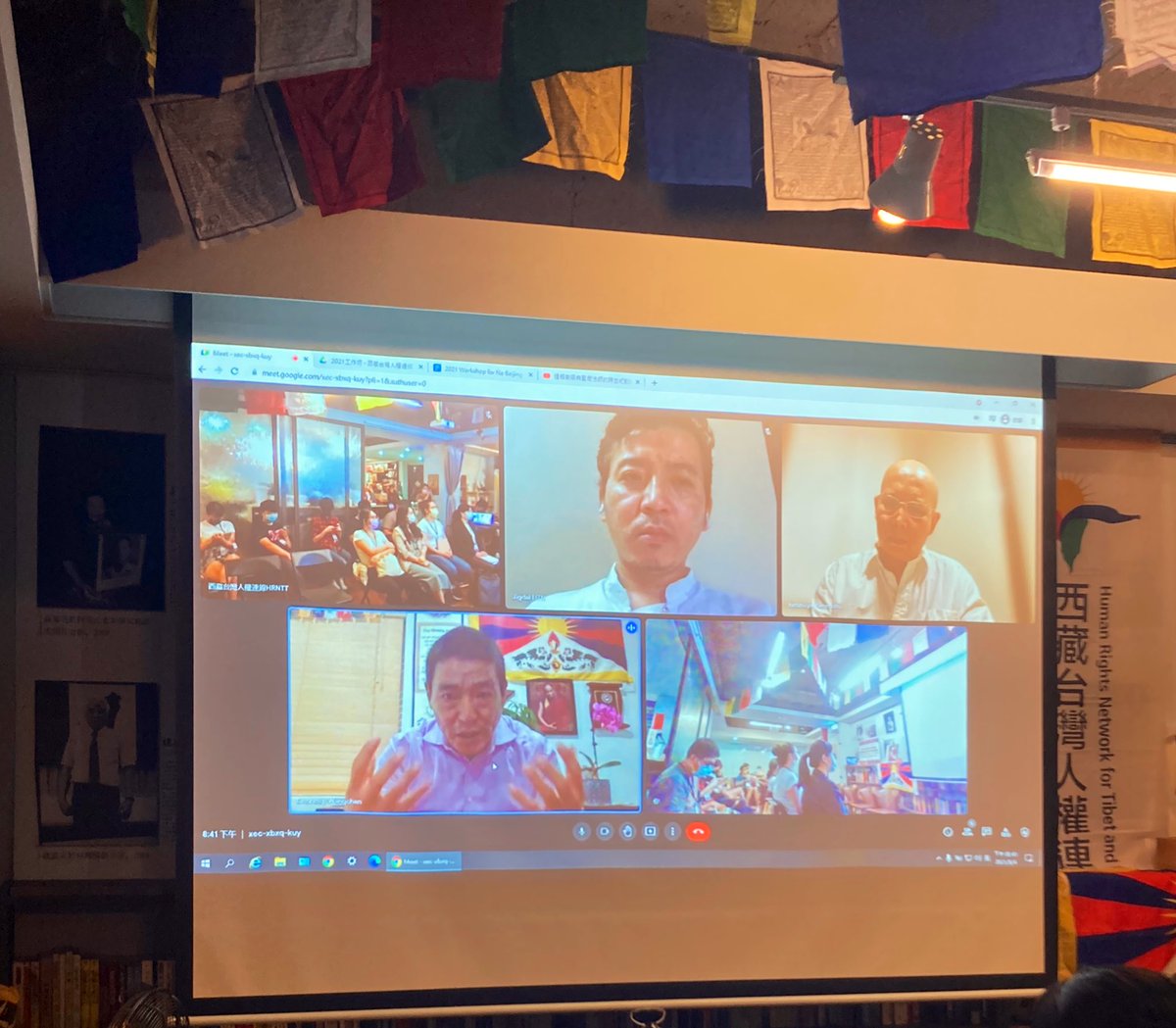 penghsuanlee's tweet photo. It was such an empowering moment to have #DhondupWangchen la sharing his stories with us. Never happier to see him again virtually. #Tibet #བོད་ #圖博 #圖伯特 #西藏 #Jigdrel #LeavingFearBehind #無懼 #頓珠旺青 #NoBeijing2022 #抵制北京冬奧 https://t.co/5yzBDe996X