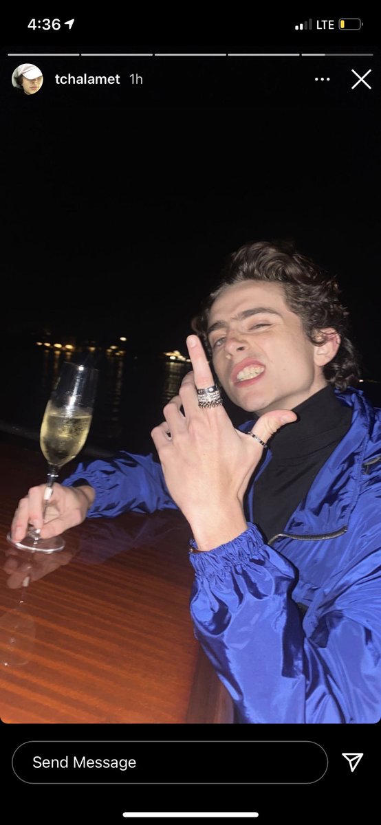 laterchalamet's tweet photo. yes yes ye syes yesyeys yes https://t.co/pyME46d7UW