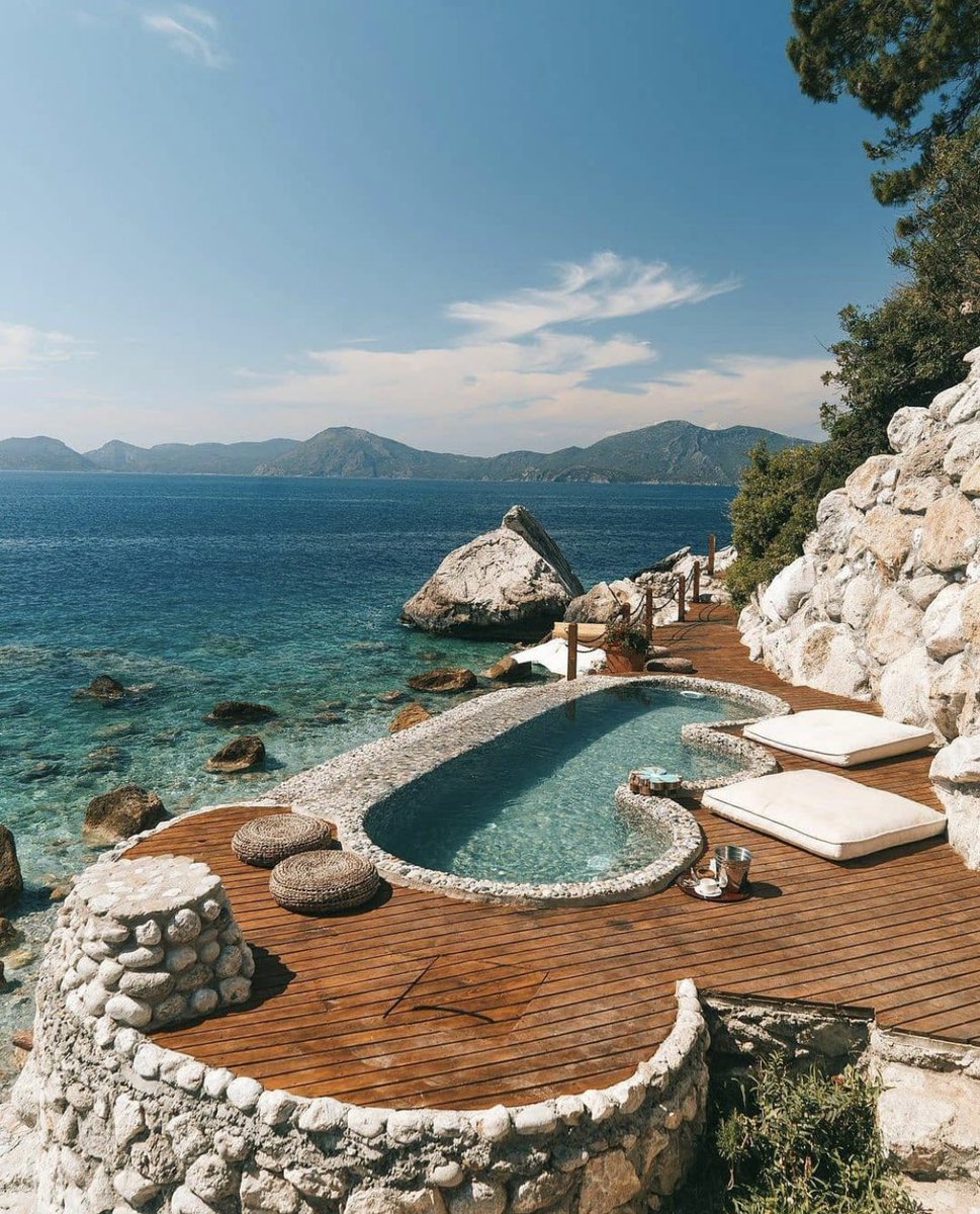 tmbIrpics's tweet photo. Take me here https://t.co/XjjFmftFiR