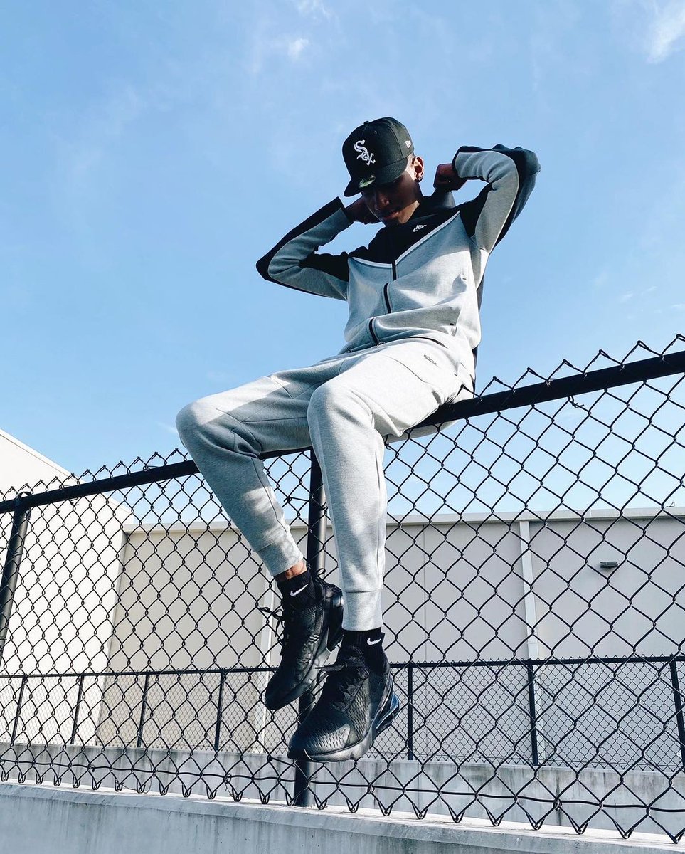 hibbettofficial's tweet image. Nike #TechFleece on point 🔥 bit.ly/3DBTIOY