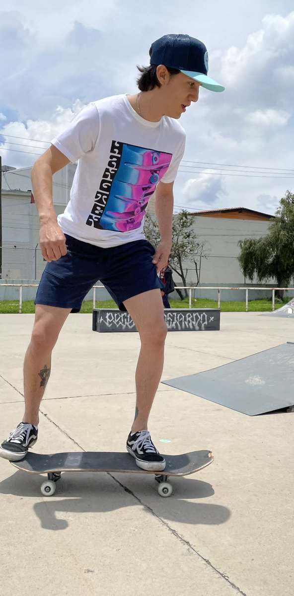 HangTenMex's tweet photo. Rolling we go. 💥✌🏼 #HangTenMexico #Dejatuhuella #skate #cool https://t.co/N86AmFr5za