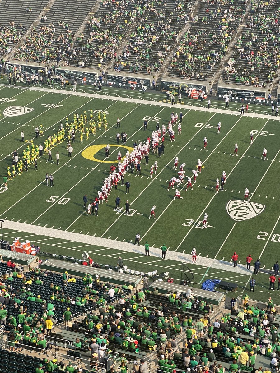 kenthomson87's tweet photo. My main man ⁦@panish31⁩ sent me this 40 minutes before kickoff as his ⁦@FresnoStateFB⁩ are at ⁦@oregonfootball⁩ - once down 21-6 now all knotted up 21-21  #GoBulldogs  ⁦@kenthomson87⁩ will talk w/ BP #FatTuesday ⁦@sportsxradio⁩ on #PanishPerspective https://t.co/tnirwLghdn