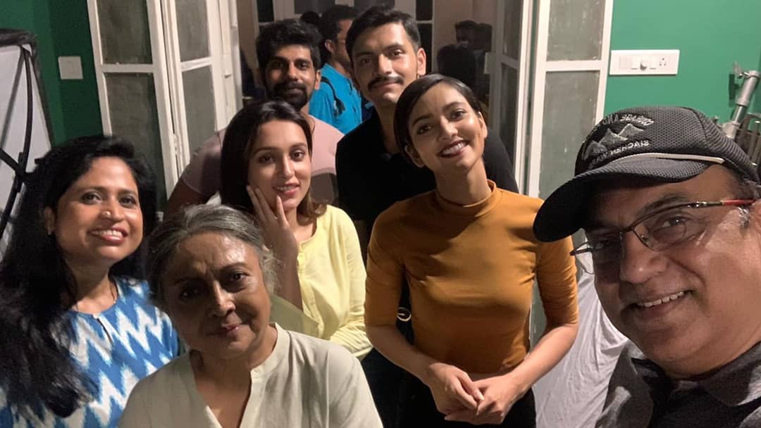 silarindam's tweet photo. Happy faces...
#TeamKhelaJawkhon
@mimichakraborty  @Arjun_C @susmita_cjee @ShuklaDas1 #HarshChhaya #Karanhariharan @JoydipK  @bose_apurba #AloknandaBanerje https://t.co/M6z8kGfeIg