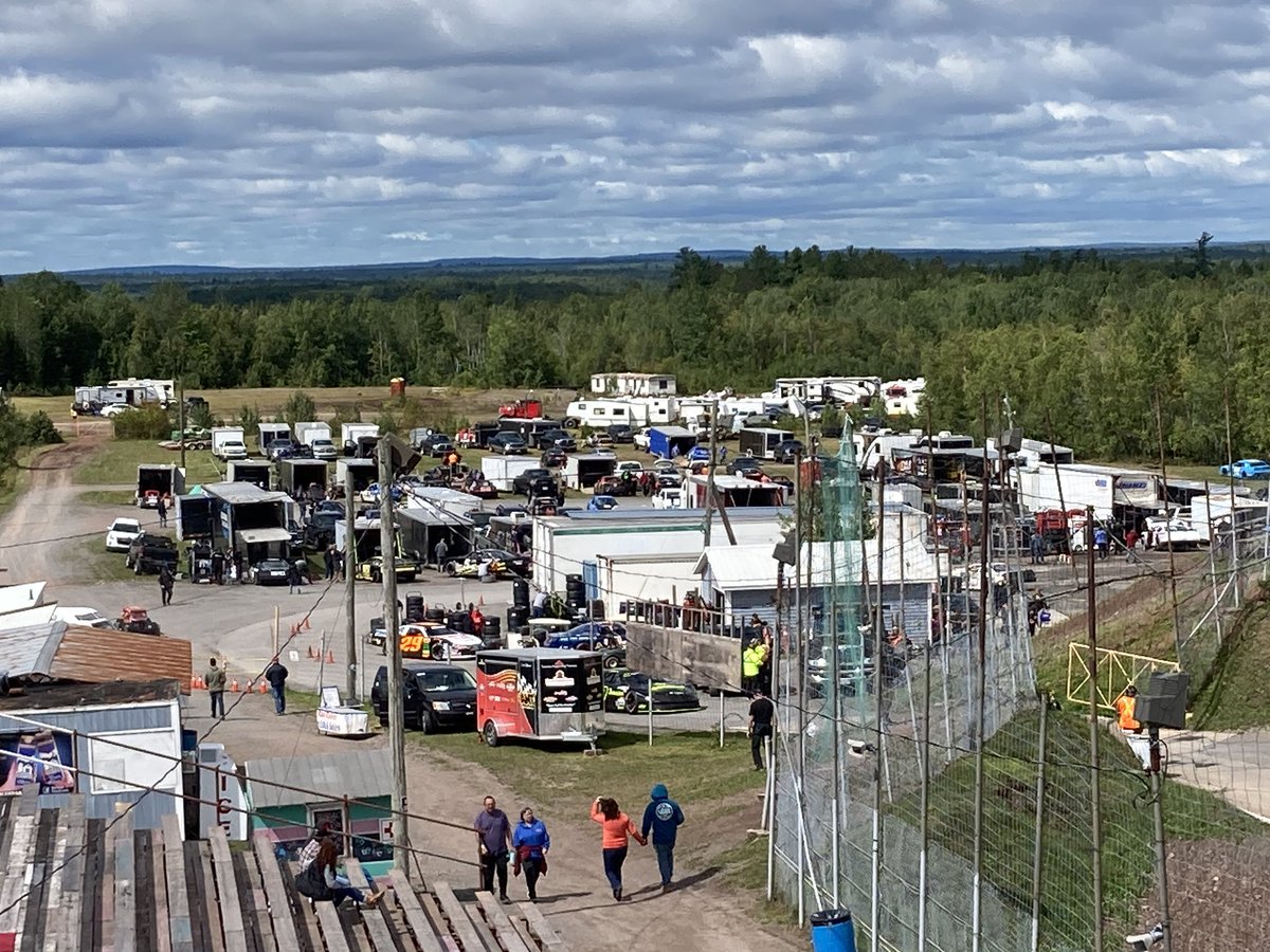ReprtrPatHealey's tweet photo. Day two of #SpeedWeekend in Geary, N.B. is underway with pro stocks practice for tomorrow pictured n lots of race cad in a packed pit lane. A camp city has developed too. #FallRiverNS https://t.co/iHheibq2Gi