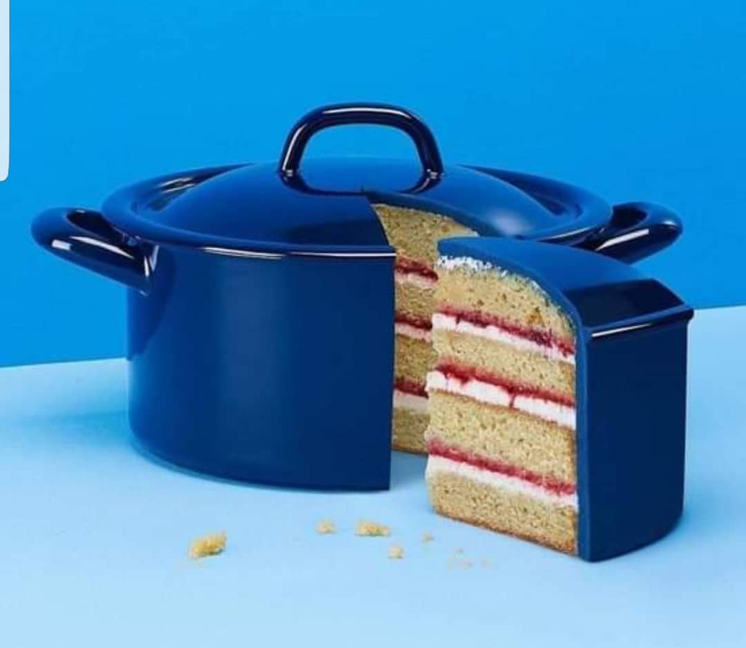 JvannyT's tweet photo. A very good evening tweeps. Weekends for cooking, how about if you grab this cake. https://t.co/yGbWe0SbG4