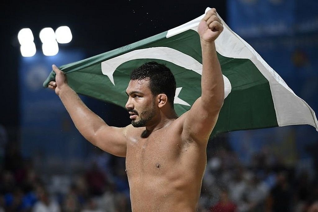 Inam Butt Wins the Gold Medal for Pakistan in World Beach Wrestling. Well Done Champ. Hero and Proud of Pakistan 🇵🇰 #InamButt