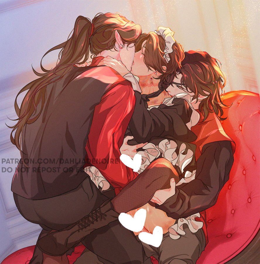 dahliaderouge's tweet photo. seems like the twins have grown attached to their caretaker 🧛‍♂️🧛‍♂️ https://t.co/sExDgrGADu