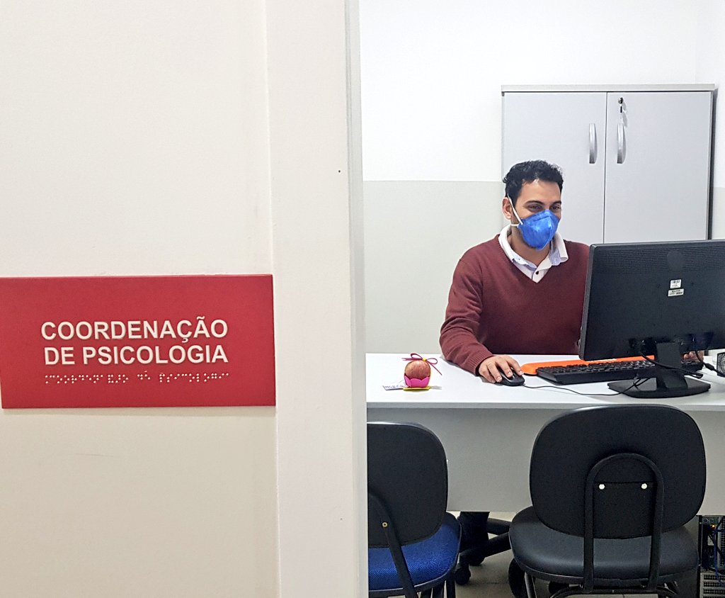 rafah_valencio's tweet image. Na semana passada nem imaginava que estaria aqui. Cansativo, laborioso mas potente. É o desafio ético da formação em psi. #multivix #Psicologia