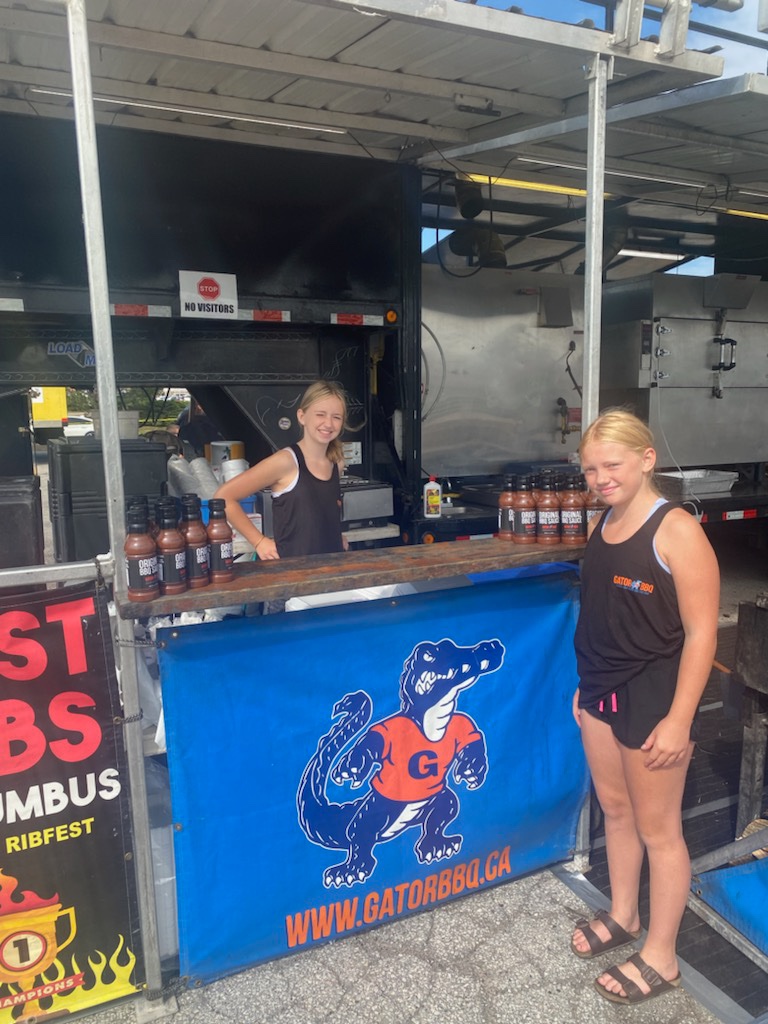 🚨Woodbridge🚨 
Gator🐊 BBQ is set up and ready to serve!! 
We’re open 11-8 pm Today &amp; Tomorrow 
11-6 pm Monday! 😊

#GatorBBQ #Ribs #bbq #food #foodie #bbqlife #bbqlovers #grilling #delicious #smoked  #cravings #Norfolkcounty #Woodbridge #Ribfest2021