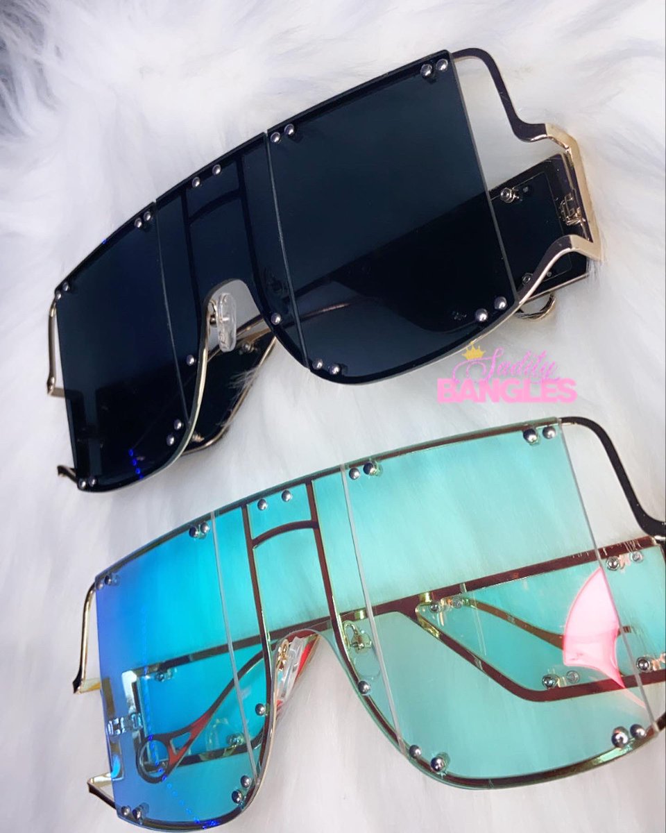 leahshaani's tweet image. everything you need &amp;amp; MORE 🔥#saditythingz #squareframes 

🔎 : GLAM FRAMES 

saditythingz.com 
IG : instagram.com/p/CTaBTj_rXVr/…