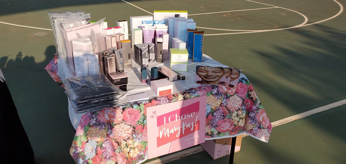 BobbyBmk's tweet photo. Attended this #PCOSAwarenessMonth event this morning where we talked about skin care.  Awesome event and for a great cause.  #MaryKay #skincare #skincareproducts #skincareformen #marykaymen #PCOS https://t.co/EQ0Dj9fGdj