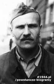 4 września 1944 roku poległ mjr Leon Nowakowski "Lig", dowódca zgrupowania "Chrobry II", jedynego, które w Powstaniu nie oddało Niemcom ani piędzi terenu.

Cześć i chwała Bohaterom! 🇵🇱