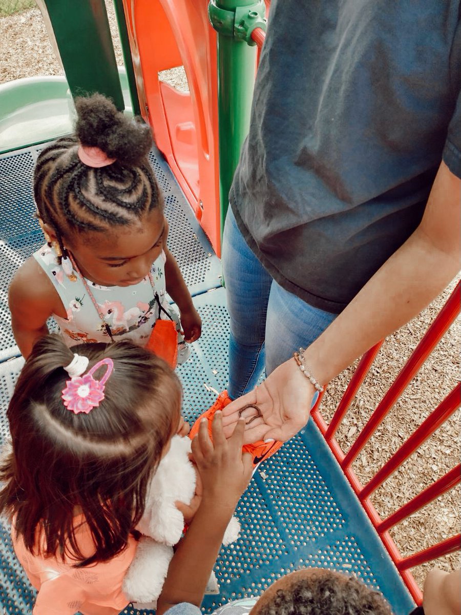 RCPS_EarlyLearn's tweet image. Worm Investigation in Afterschool.
#playgroundscience #afterschool