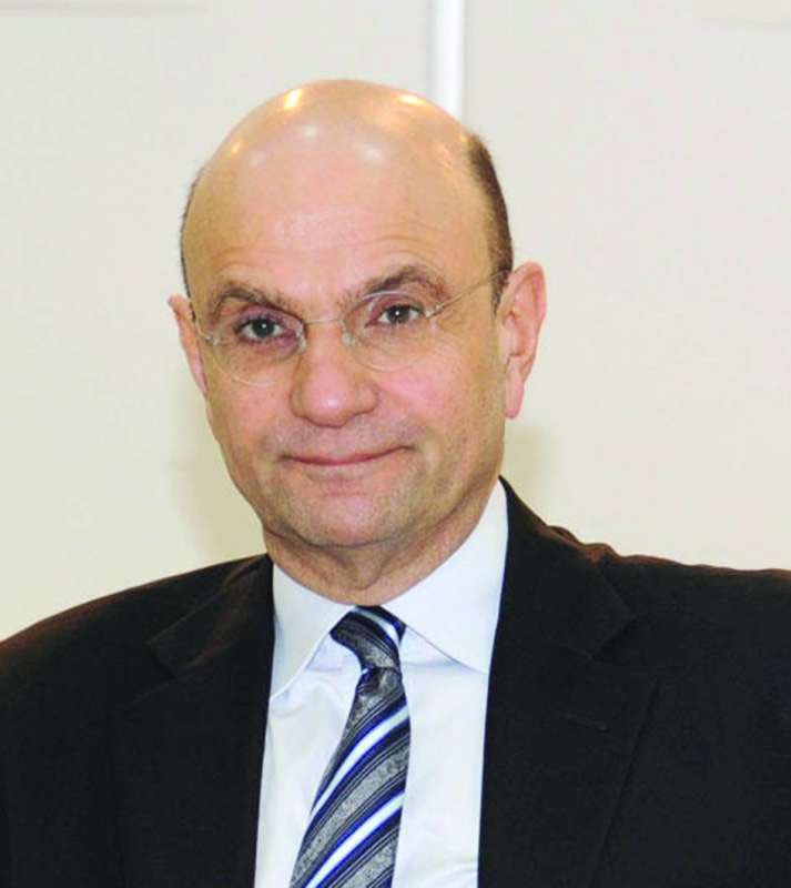 على مثلك يصيب الحزن أعماق الروح. خسرنا هامة إنسانية.