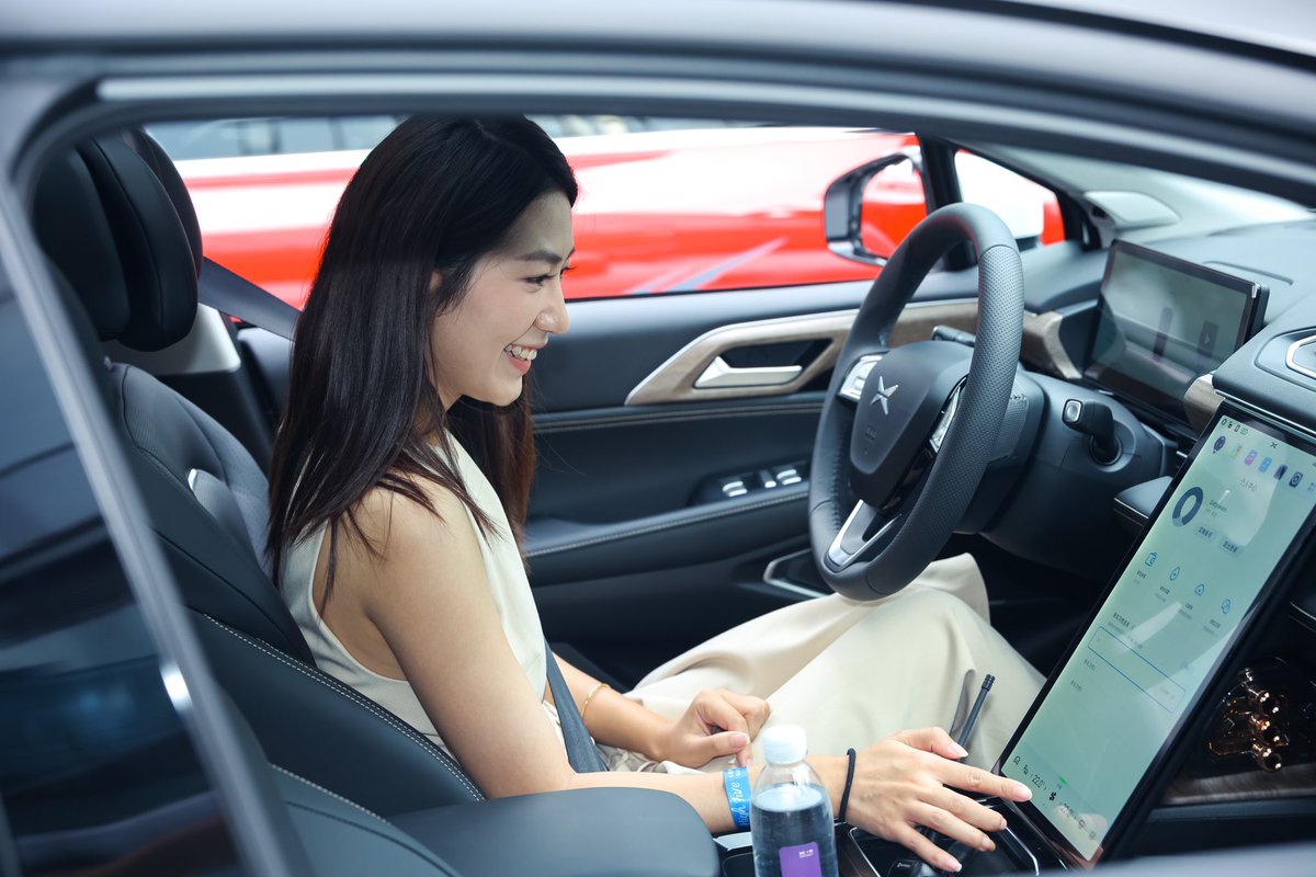XPengMotors's tweet image. P5 media test drive kicked off this week in China - another step closer to popularise smart EVs.