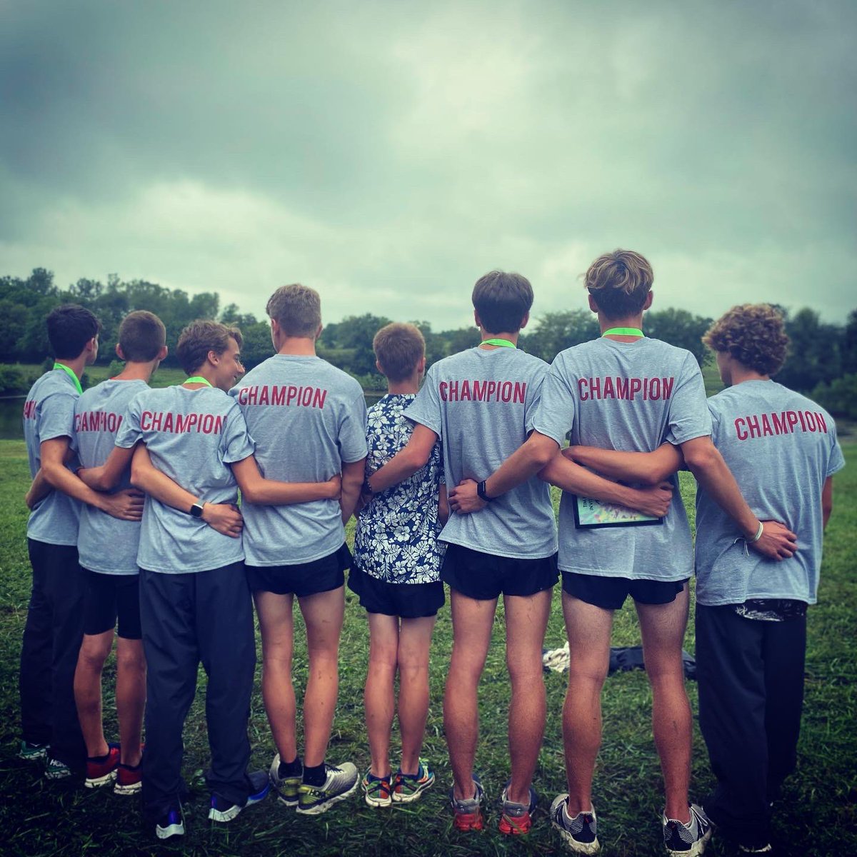 PCHSXC's tweet image. Great, though muddy, start to the 2021 season at #timnixoninvitational ! Girls brought home the 2nd place trophy and boys repeated their championship from 2020! A long list of runners medaled top 20 across all races! Onto the #raypecinvite next week! @plattecountyr3 #freshmen