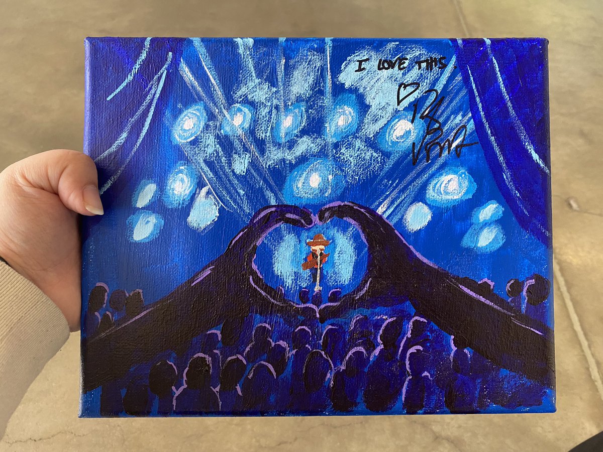 YoMeAng's tweet photo. Dear world. @RobBenedict is one of the sweetest human beings alive. He signed a painting I did and then some. Fist interaction back at a convention. I’ve missed this and seeing him 💙 #momentocon @TheMomentoCon https://t.co/faRfCRdRV1