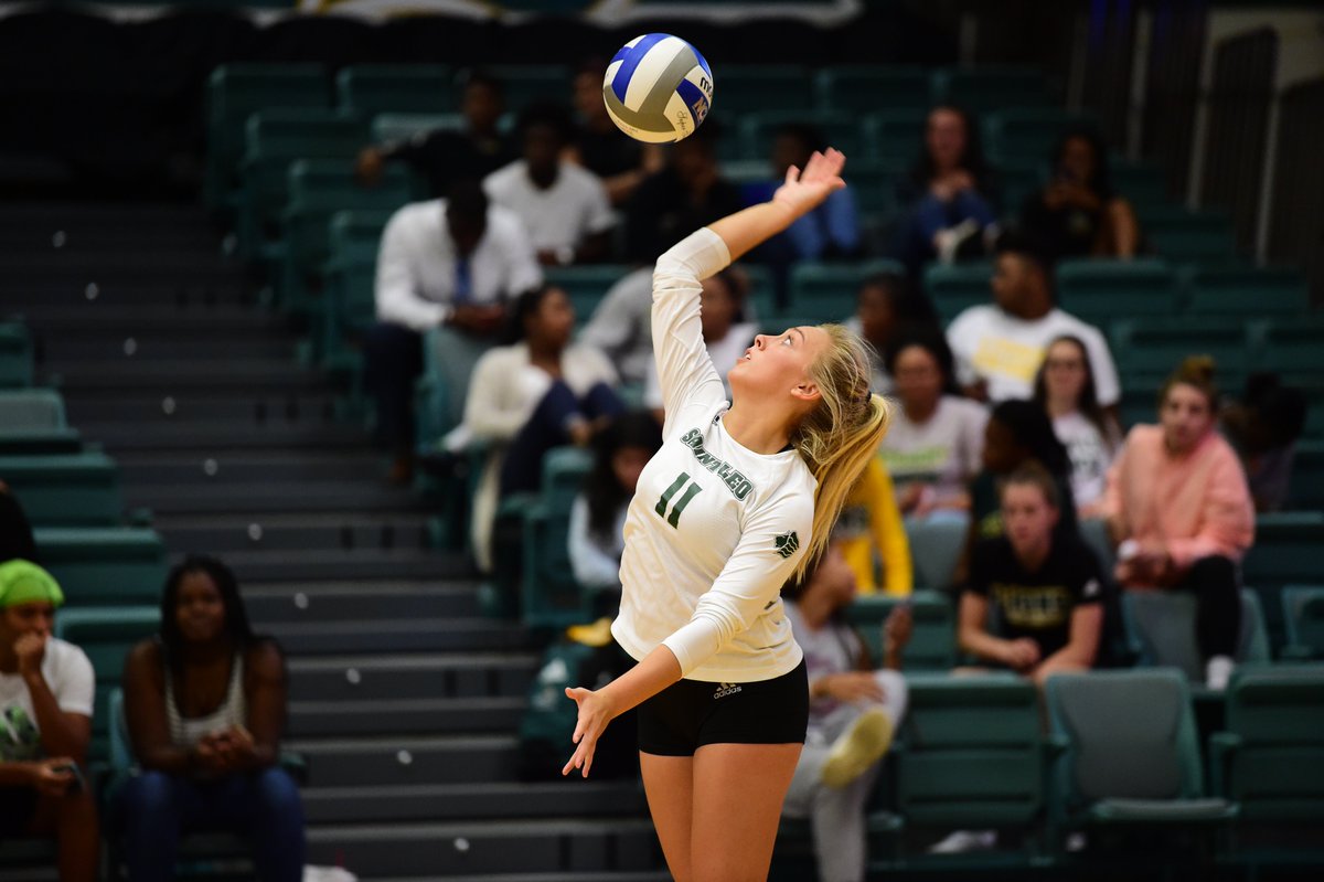 saintleovb's tweet image. After a tough four matches in Michigan, the Lions return having notched the first victory in the Natalia Koryzna era of the program and will begin to focus on the VSU Fall Tournament, Sept. 10-11.

📰 bit.ly/3jJWIkL

#GoSaintLeo #LIONS🔒