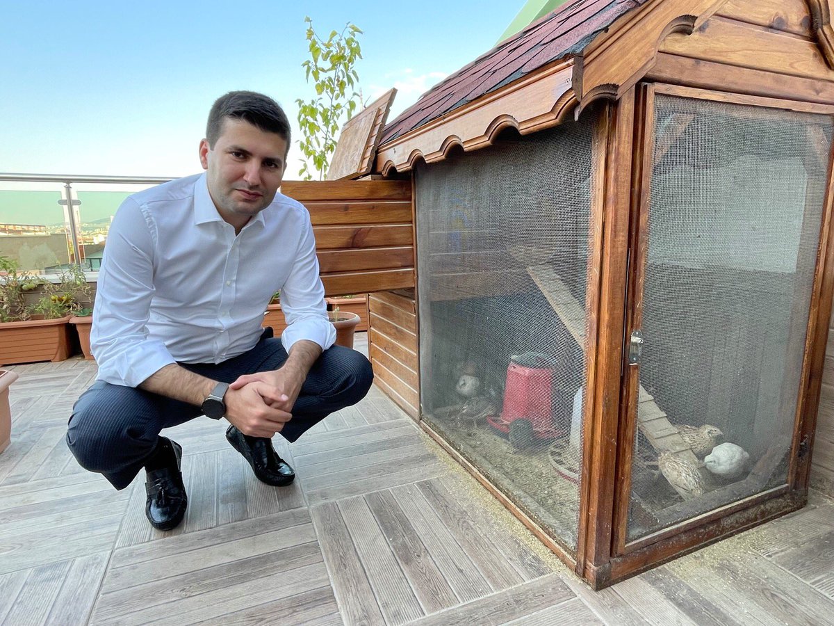 ayyildirim1's tweet photo. 3- Türk gençliği ve vatanımızın her kesimden insanı ile Permakültür ’ü günlük hayatımıza entegre ederek bu proje ile birlikte, gelecekte ülkemizin hem kendine yeten hem de dünyaya ihracat yapabilen tarım devi bir ülke olmasını hedefliyoruz. https://t.co/uENiGqjH6R