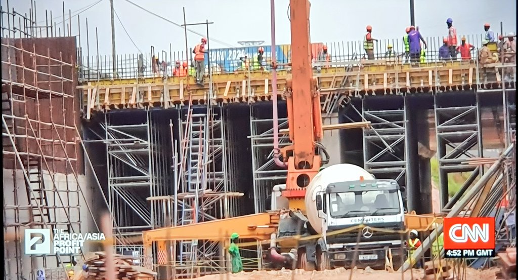 UNRA_UG's tweet photo. .@CNN Market Place Africa checks on the progress of works on the #KampalaFlyover project [Lot One].

Commendable infrastructure efforts supported by the Government of Japan 🇯🇵 and Uganda 🇺🇬. 

 #ConnectUg https://t.co/agtEBiZcly
