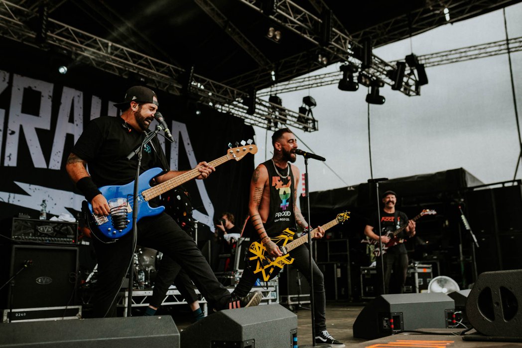 SlamDunkMusic's tweet photo. Itโs always a party when @zebrahead come to town๐ฅณ ๐ฆ๐ค Some shots from their mega set on the #PunkInDrublic Stage at #SDF21 North! https://t.co/rd0PwntTQn