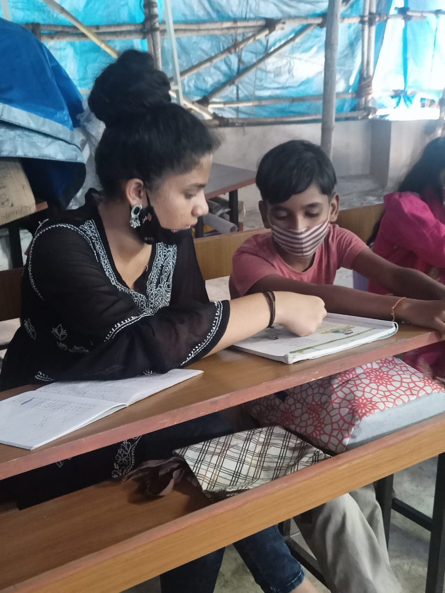 TeamRFIndia's tweet photo. Week 7: Teaching Program at Vile Parle Centre.

"Knowledge is power. Information is liberating. Education is the premise of progress, in every society, in every family." https://t.co/4mx4ZjVPo8
