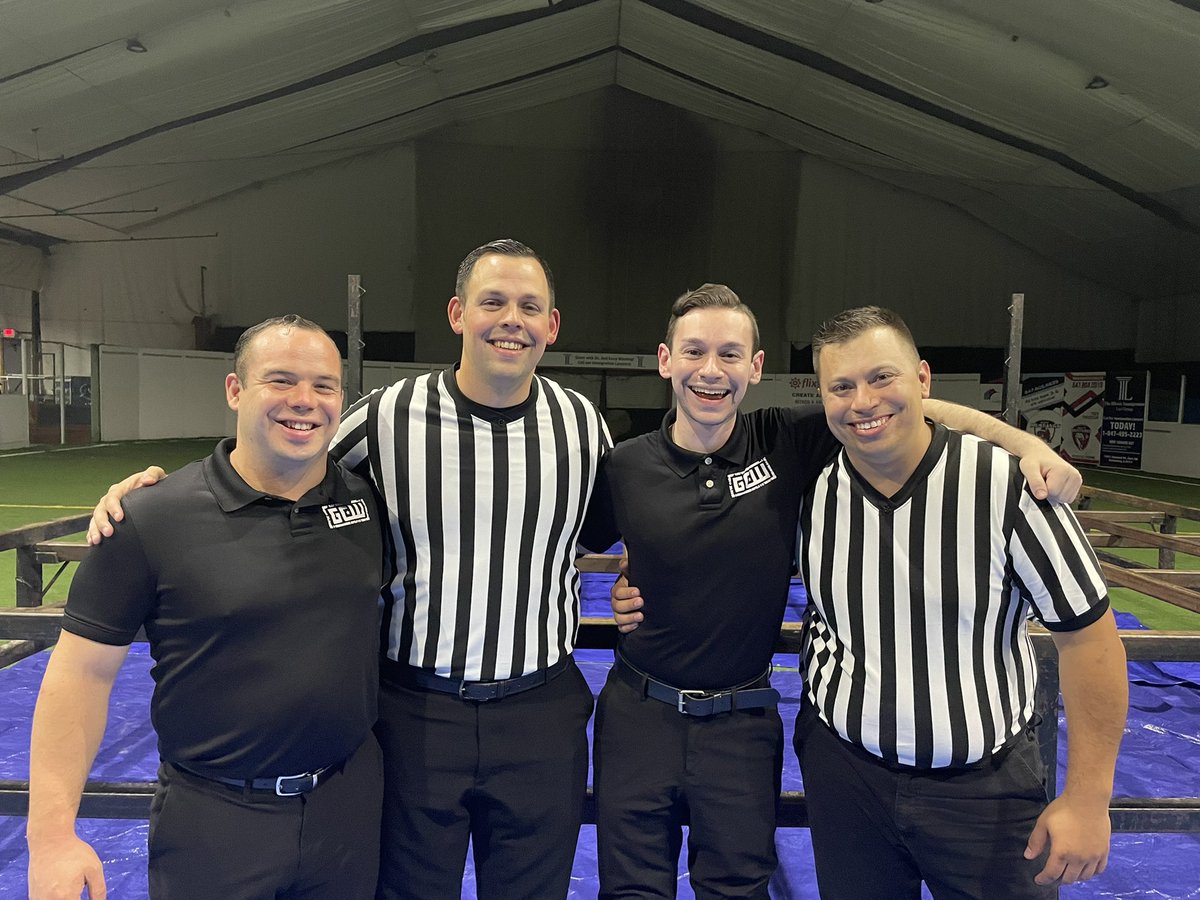 RefAdamGault's tweet photo. The referee crew for @GCWrestling_ &amp; @BLabelPro #3CupsStuffed https://t.co/7psnltRe8B