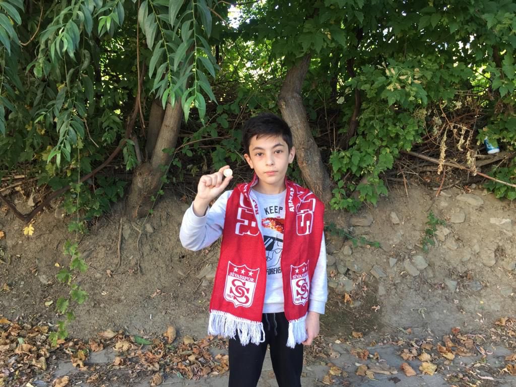 #MinikYigidolaraBuyukCeza <a href="/valisalihayhan/">Salih AYHAN</a> <a href="/ebubekirsavasci/">Ebubekir Sıddık Savaşçı</a> <a href="/TFF_Org/">TFF</a> <a href="/SivassporKulubu/">Sivasspor</a>