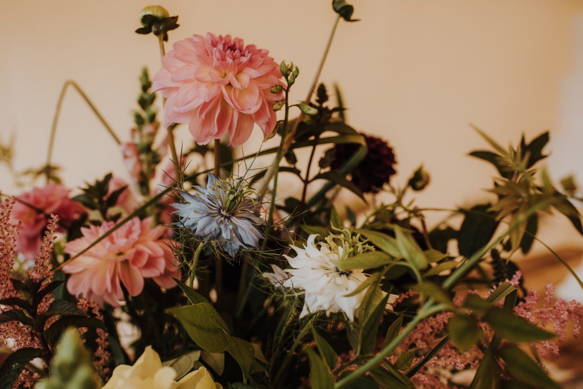 HuskMarquees's tweet photo. Styled Shoot Photos Incoming. 📨
.
We're incredibly excited to start sharing the photos from our styled shoot. 📸 Before we get carried away we're going to tease you with these wonderful flowers arranged by Izzy from @flowerandpress. Captured by @thebeautifuldue. 💐 https://t.co/S3ZVO1BWHv