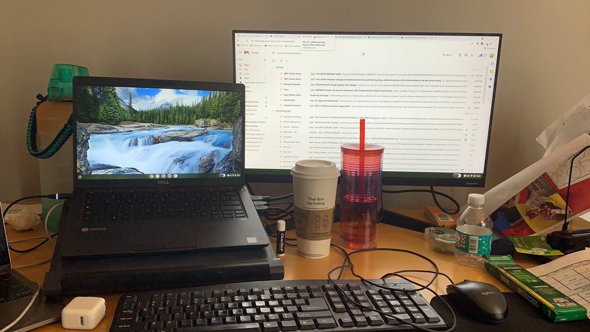 BlakeBasics's tweet photo. My presenting set up. Dual monitor on that Tass. #dualmonitor #presenter #setup #desksetup #starbucks #stilljunky #educator #googlecertified #newschoolyear #teacher #teachers #teachingothers #thebasics #saturdaylearning #liveandlearn #educator #Techtips #teachfirst #advice #tech https://t.co/4AJHKqTdIR
