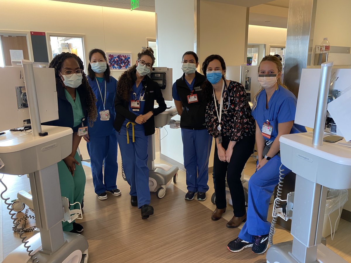 Not an infrequent occurrence at Stanford: an all female ICU team! Featuring Drs. Andrea Jonas (Associate PD; 2nd from right) and Layla Barkal (2nd year fellow; 3rd from right). #WomenInMedicine #WomenInMedicineMonth