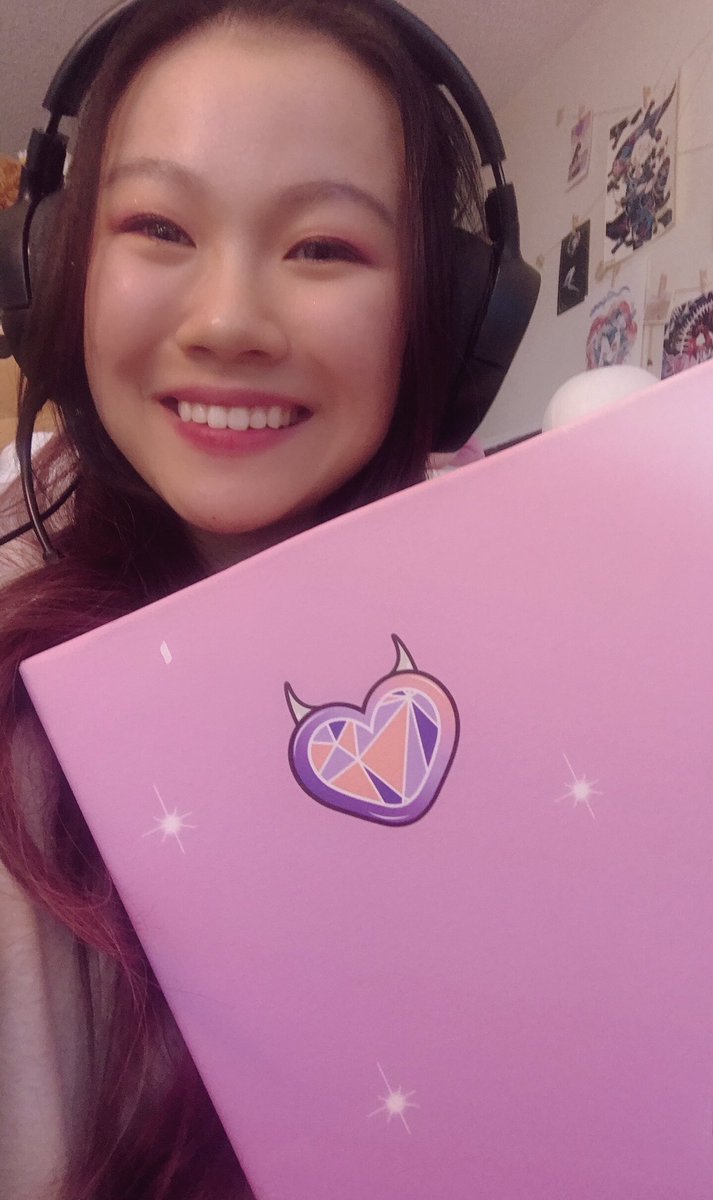 Wynnreee's tweet photo. Thank you for the 31 days of streaming, thank you for the people who messaged me outside of stream, thank you for being so patient, thank you for supporting, thank you for not forgetting about me… thank you for everything and I have missed you all. https://t.co/zMm4bhxwI3