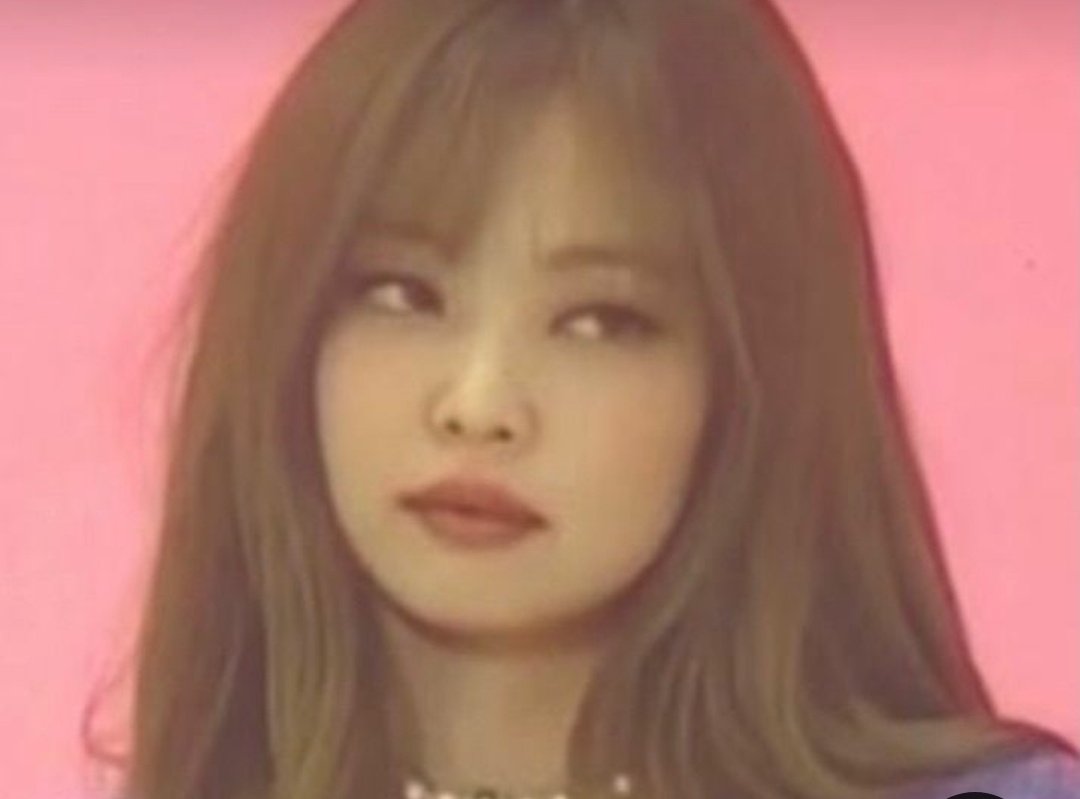 TBestblink's tweet photo. Jennie es tan pure, tan perfect, is so beautiful and fantastic, ella es un ángel #Jenniepretty #jennieperfect #jenniepure #jennieiloveyou https://t.co/fGc6uFlwzZ
