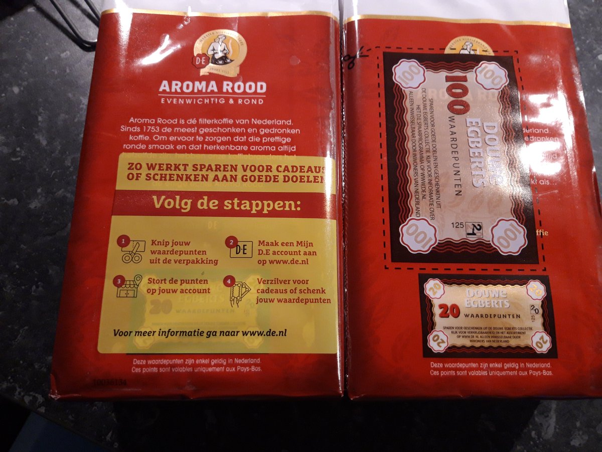 BraamRoberto's tweet photo. Goede actie van @DouweEgbertsNL 
Gelijk 20 punten minder door deze aktiesticker over de punten te plakken...🤔☹

#DouweEgberts #DEkoffie #koffie #Aromarood #punten #DEpunten #spaaraktie https://t.co/OLzjBLP9qp